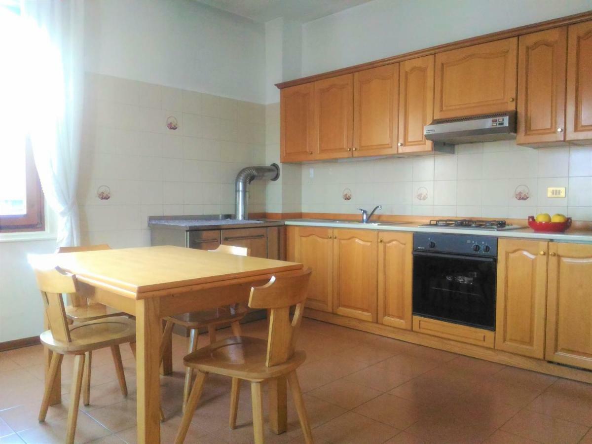 Melax Apartment Tassullo Bagian luar foto